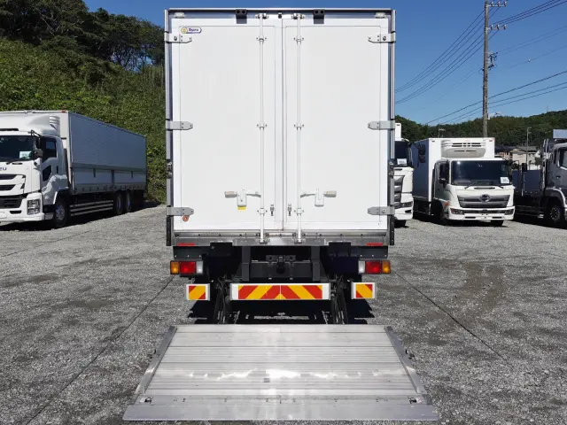いすゞ エルフ 2RG-NPR88YN(2WD)の写真11