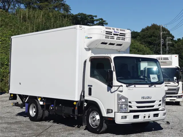いすゞ エルフ 2RG-NPR88YN(2WD)の写真24