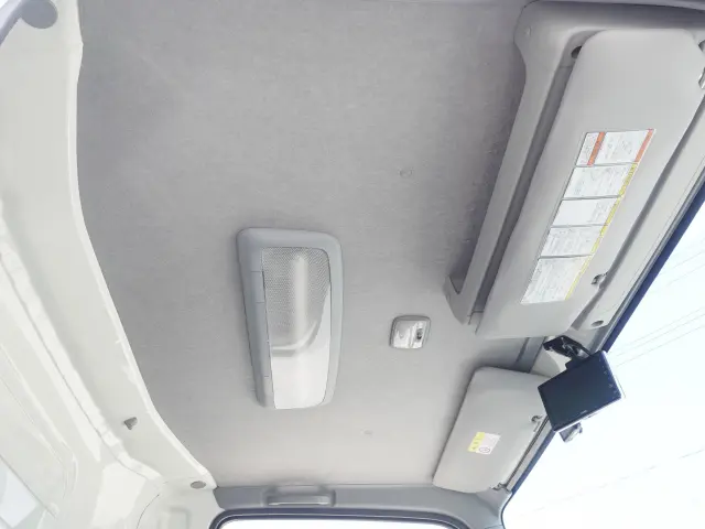 いすゞ エルフ TRG-LPR85AN(2WD)の写真21