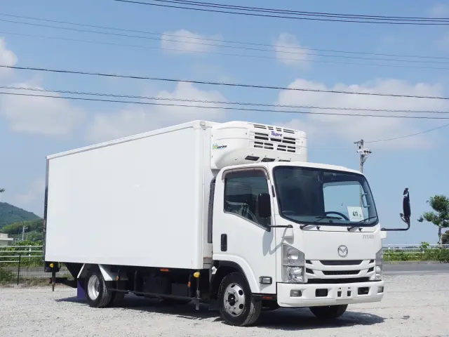 いすゞ エルフ TRG-LPR85AN(2WD)の写真23