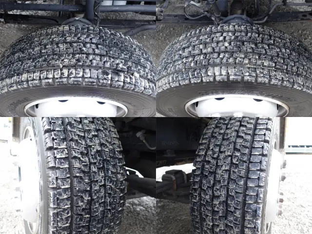 UD クオン 2PG-CG5CA(8x4)の写真12