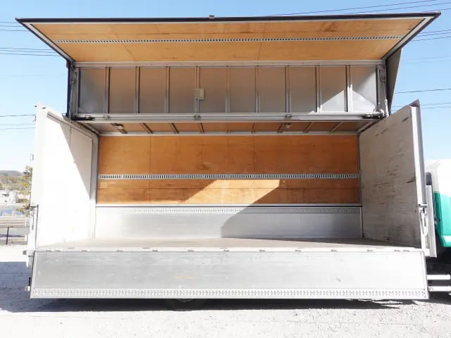 いすゞ フォワード TKG-FRR90S2(2WD)の写真15