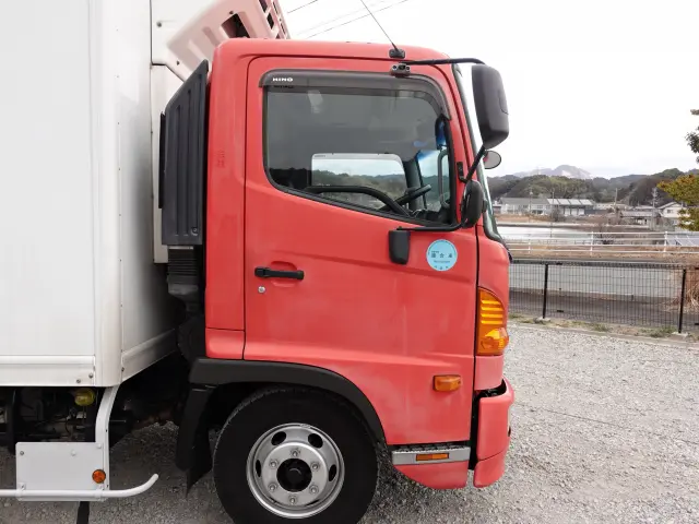 日野 レンジャー TKG-FC9JJAA(2WD)の写真4