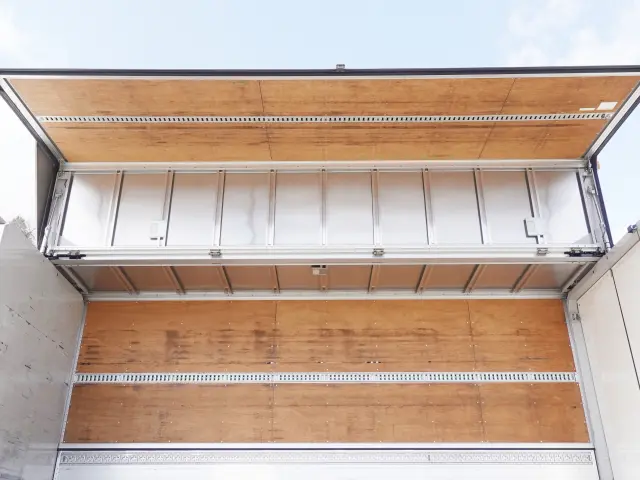 ＵＤ コンドル TKG-MK38L(2WD)の写真15