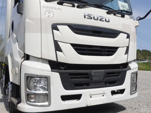 いすゞ ギガ QKG-CYJ77BA(8x4)の写真6