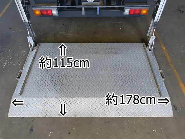 三菱 キャンター TKG-FEA5W(2WD)の写真4