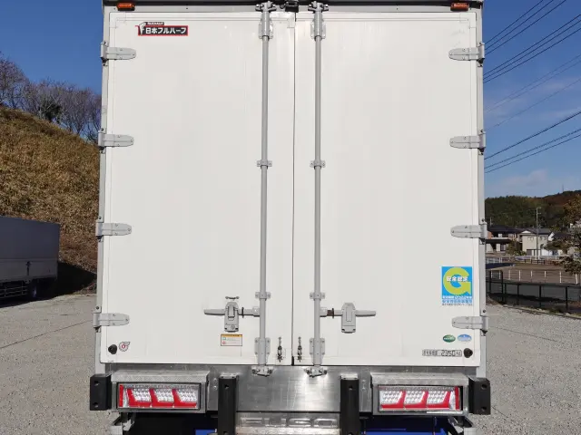 三菱 ファイター TKG-FK64F(2WD)の写真6