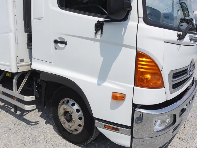 日野 レンジャー TKG-FD9JJAG(2WD)の写真6
