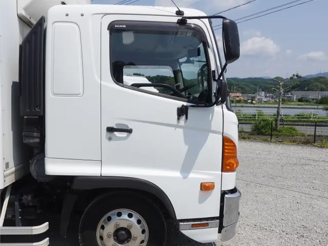 日野 レンジャー TKG-FD9JJAG(2WD)の写真7
