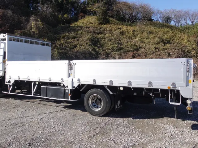 いすゞ フォワード TKG-FRR90S2(2WD)の写真10