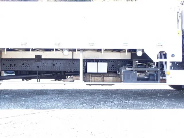 いすゞ フォワード TKG-FRR90S2(2WD)の写真18