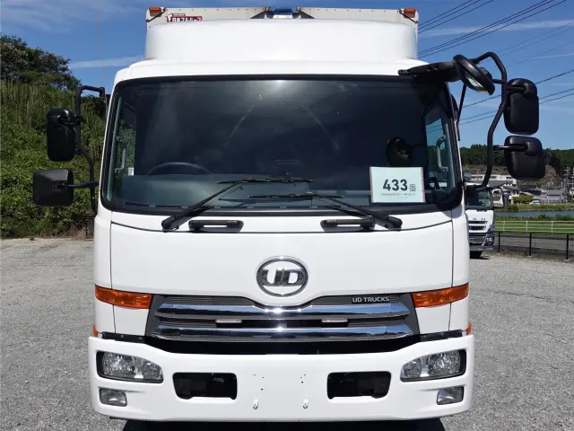 UD コンドル QKG-PK39CH(2WD)の写真3
