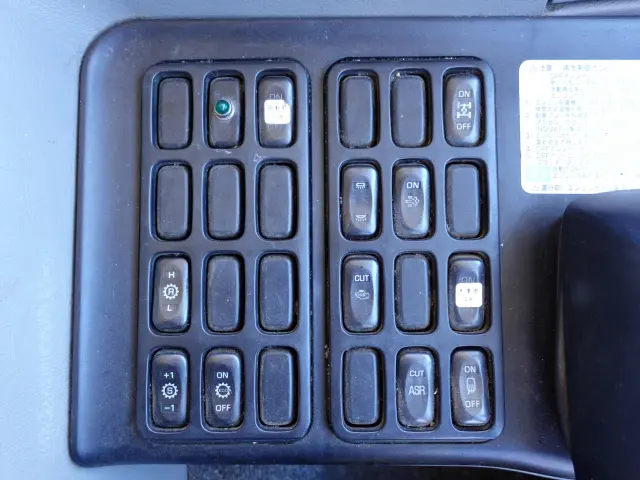 三菱 スーパーグレート QKG-FV60VJR(6x4)の写真18