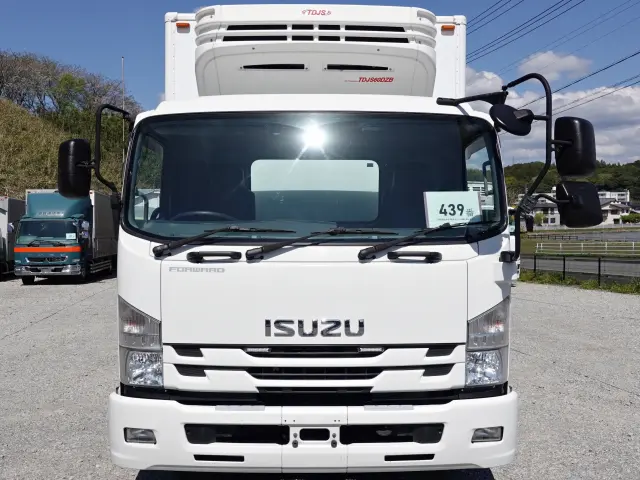 いすゞ フォワード TKG-FRR90T2(2WD)の写真4