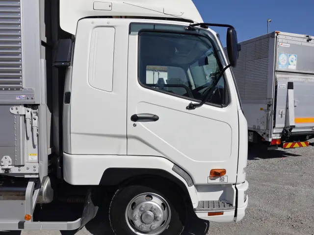 三菱 ファイター 2PG-FK64N(2WD)の写真7