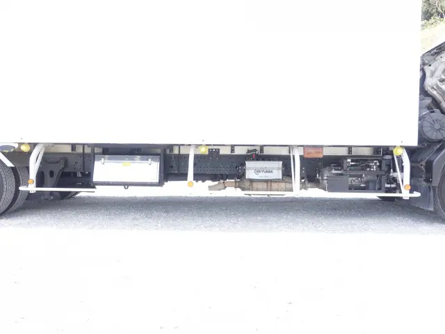 いすゞ フォワード TKG-FRR90T2(2WD)の写真20