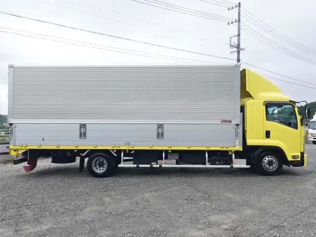 いすゞ フォワード 2RG-FRR90S2(2WD)の写真5