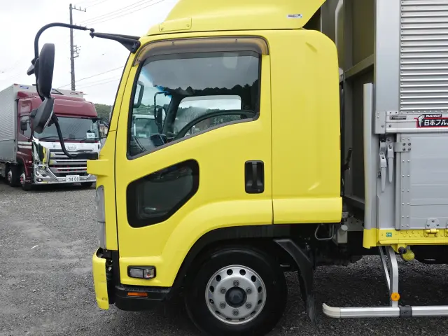 いすゞ フォワード 2RG-FRR90S2(2WD)の写真10