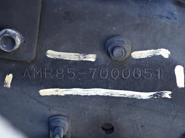 いすゞ エルフ BKG-AMR85AN(2WD)の写真11