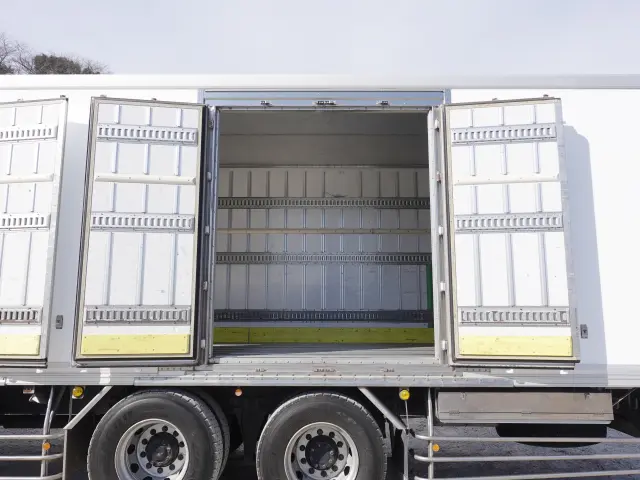 三菱 スーパーグレート QPG-FU64VZ(6x4)の写真17