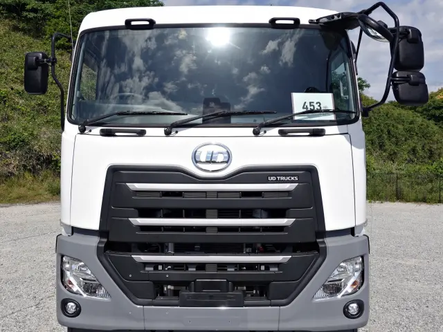 ＵＤ クオン 2RG-GK5DAB(2WD)の写真3
