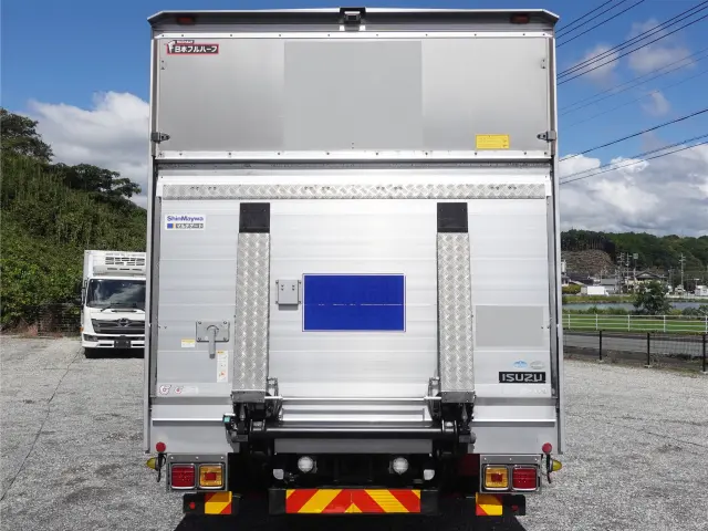いすゞ フォワード TKG-FRR90T2(2WD)の写真6
