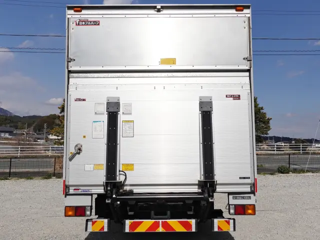 三菱 ファイター TKG-FK71F(2WD)の写真10