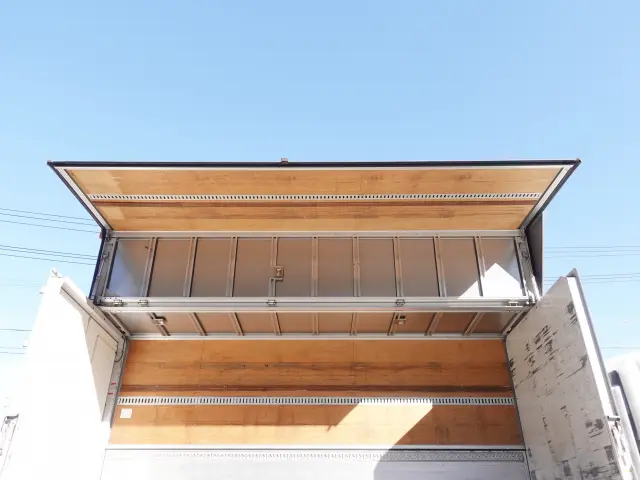 いすゞ フォワード PKG-FRR90S2(2WD)の写真16