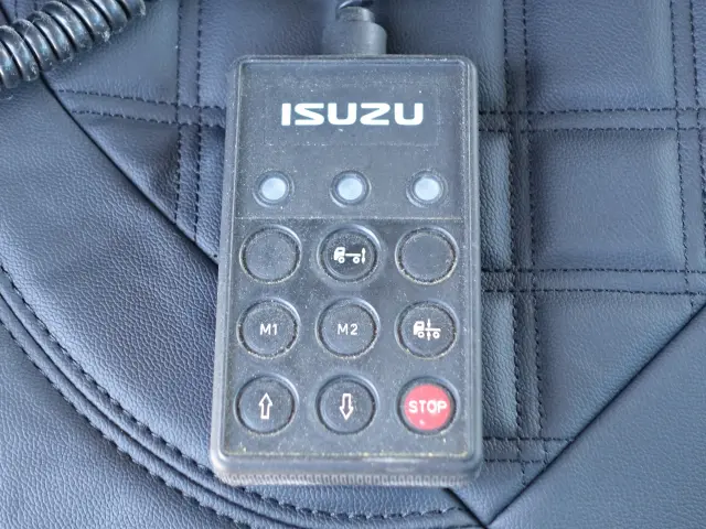 いすゞ フォワード PKG-FRR90T2(2WD)の写真18