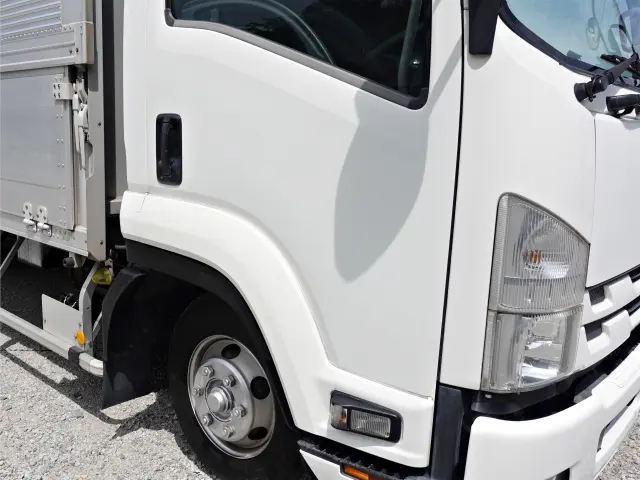 いすゞ フォワード TKG-FRR90S2(2WD)の写真8