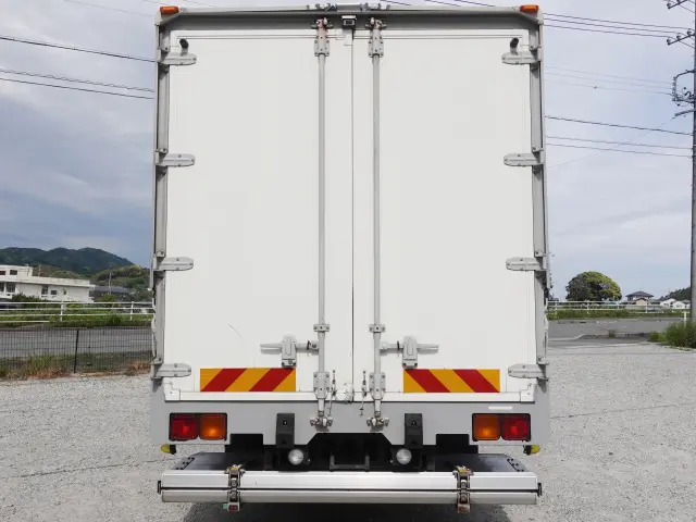 いすゞ フォワード TKG-FRR90S2(2WD)の写真12