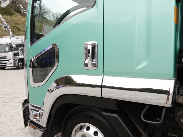 いすゞ フォワード 2RG-FRR90T2(2WD)の写真12