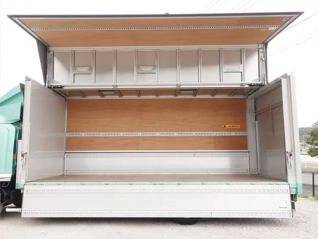 いすゞ フォワード 2RG-FRR90T2(2WD)の写真14