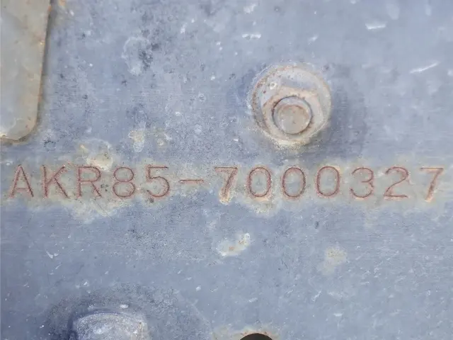 いすゞ エルフ BKG-AKR85AN(2WD)の写真23