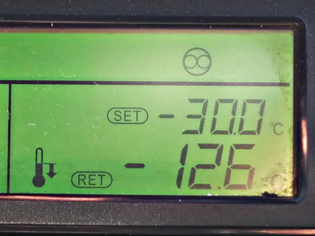 ＵＤ クオン QKG-CG5ZA(8x4)の写真24