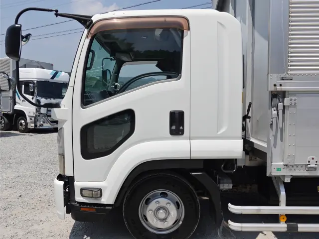 いすゞ フォワード SKG-FRR90S2(2WD)の写真10