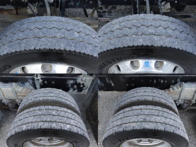 いすゞ フォワード QKG-FVZ34U2(6x4)の写真17