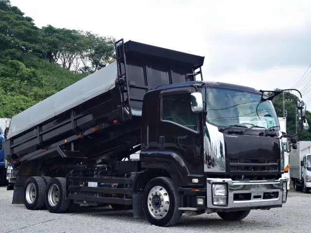 いすゞ フォワード QKG-FVZ34U2(6x4)の写真24