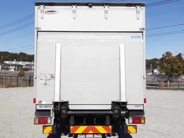いすゞ エルフ 2RG-NPR88YN(2WD)の写真10
