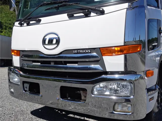 UD コンドル QKG-PK38LH(2WD)の写真4