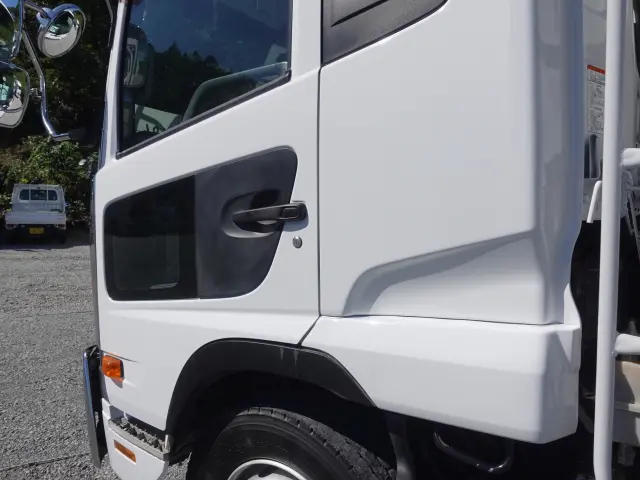 UD コンドル QKG-PK38LH(2WD)の写真13