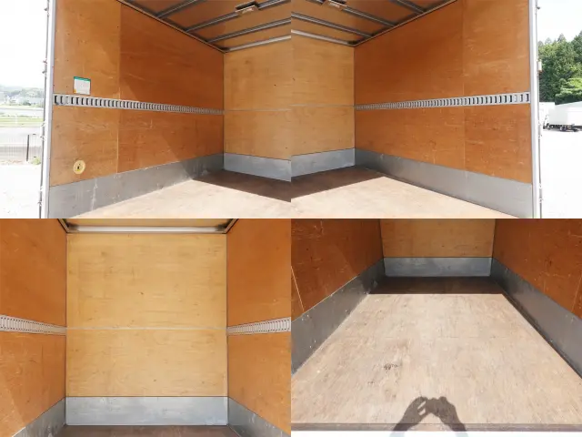 いすゞ エルフ BKG-NLR85AN(2WD)の写真9