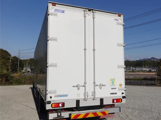 ＵＤ クオン 2PG-CG5CA(2WD)の写真8