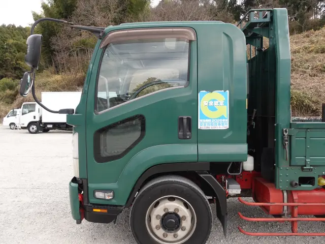 いすゞ フォワード LKG-FTR90S2(2WD)の写真14