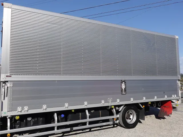 いすゞ フォワード 2RG-FRR90T2(2WD)の写真9