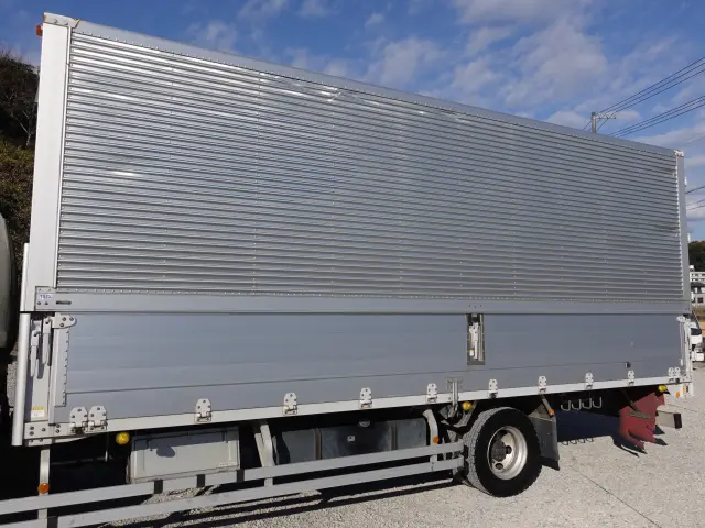 いすゞ フォワード TKG-FRR90S2(2WD)の写真9