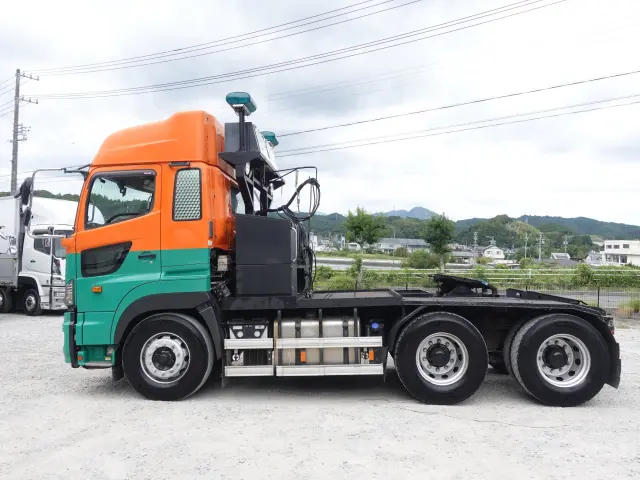 日野 プロフィア QDG-SS1EKDA(6x4)の写真9