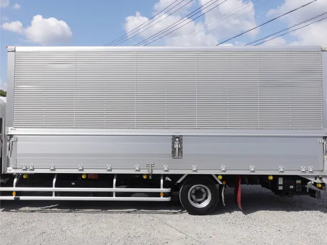 いすゞ フォワード TKG-FRR90T2(2WD)の写真11