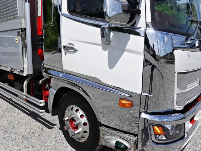 日野 レンジャー 2KG-FD2ABA(2WD)の写真6