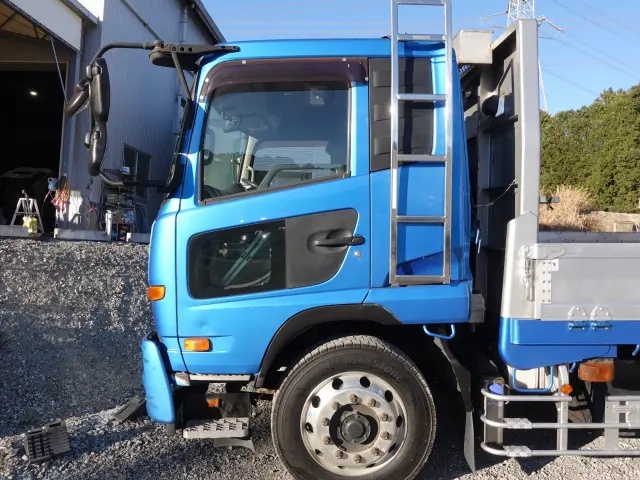 UD コンドル LDG-PW39L(6x4)の写真10